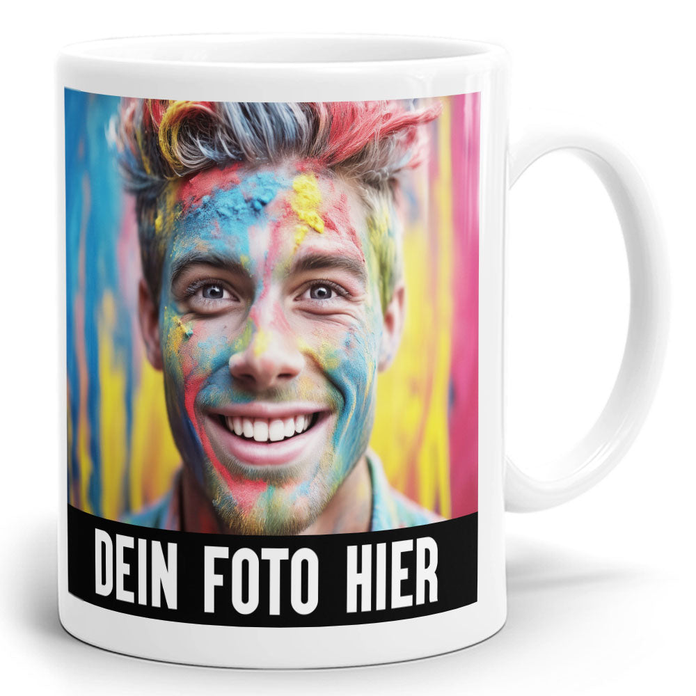 Personalisierte Fototasse mit bunt bemaltem Mann und Text 'Dein Foto hier' von Fototassen.de